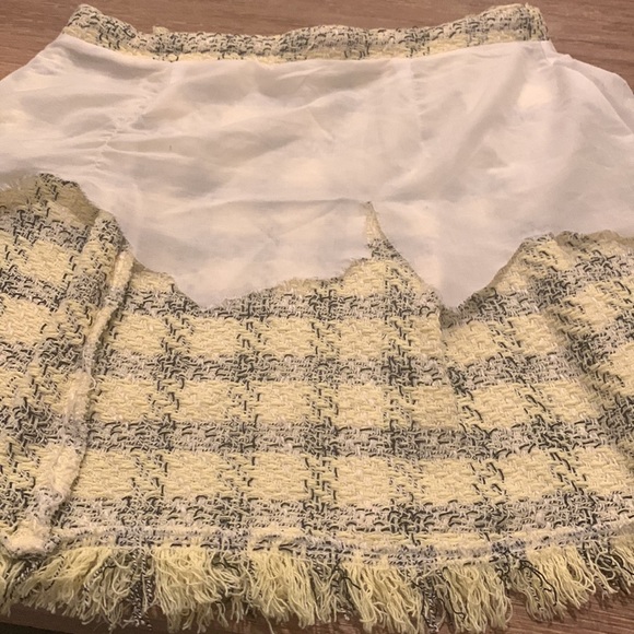 Zara skirt size medium - Picture 6 of 8